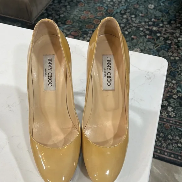 Jimmy Choo’s - Picture 2 of 6